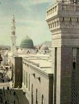 An old photo of Masjid al-Nabawi
